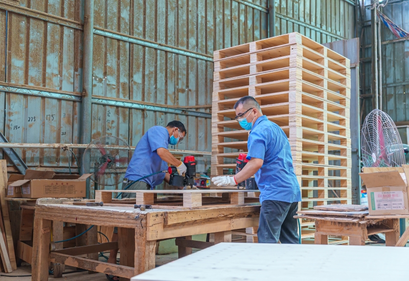 惠州荣顺卡板厂网站上线啦